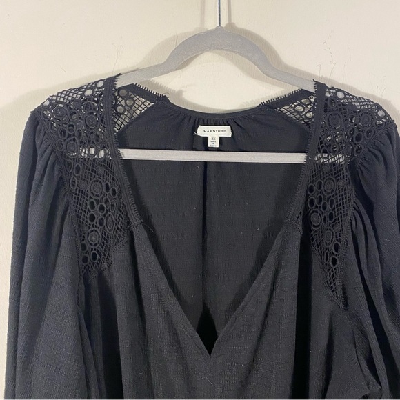 Max Studio Tops - Max Studio Black V-Neck Blouse with Crochet Accents 3/4 sleeve Tied Front Sz 3X